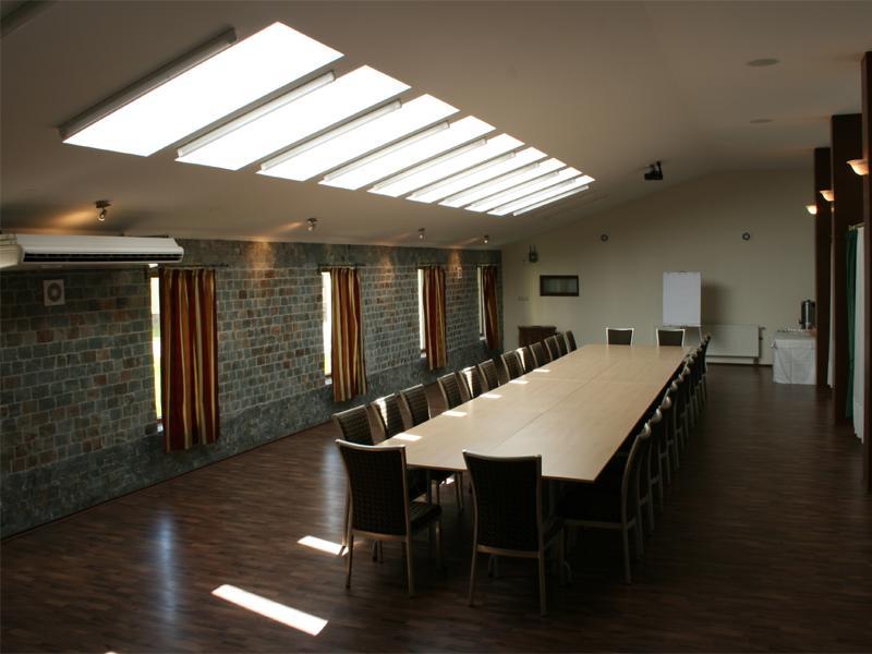 Chateau Krakovany Bagian luar foto